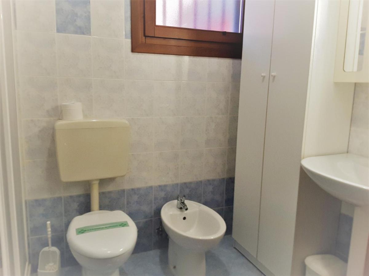 Iris 20 In Posizione Strategica, Indipendente, All'Interno Del Villaggio Dei Fiori Caorle Exteriér fotografie
