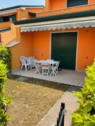 Iris 20 In Posizione Strategica, Indipendente, All'Interno Del Villaggio Dei Fiori Caorle Exteriér fotografie
